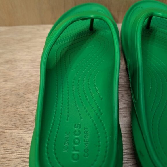 Crocs Kadee Thong Sandals Unisex Men's 6 Women's 8 Green Iconic Comfort - Picture 5 of 11